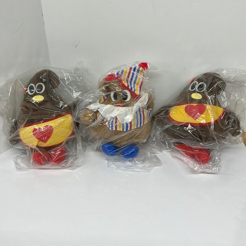 Vintage Nestle Semi Sweetie x2 and P Nutty x 1 Plush 1984 by Trudy Sealed in Bag